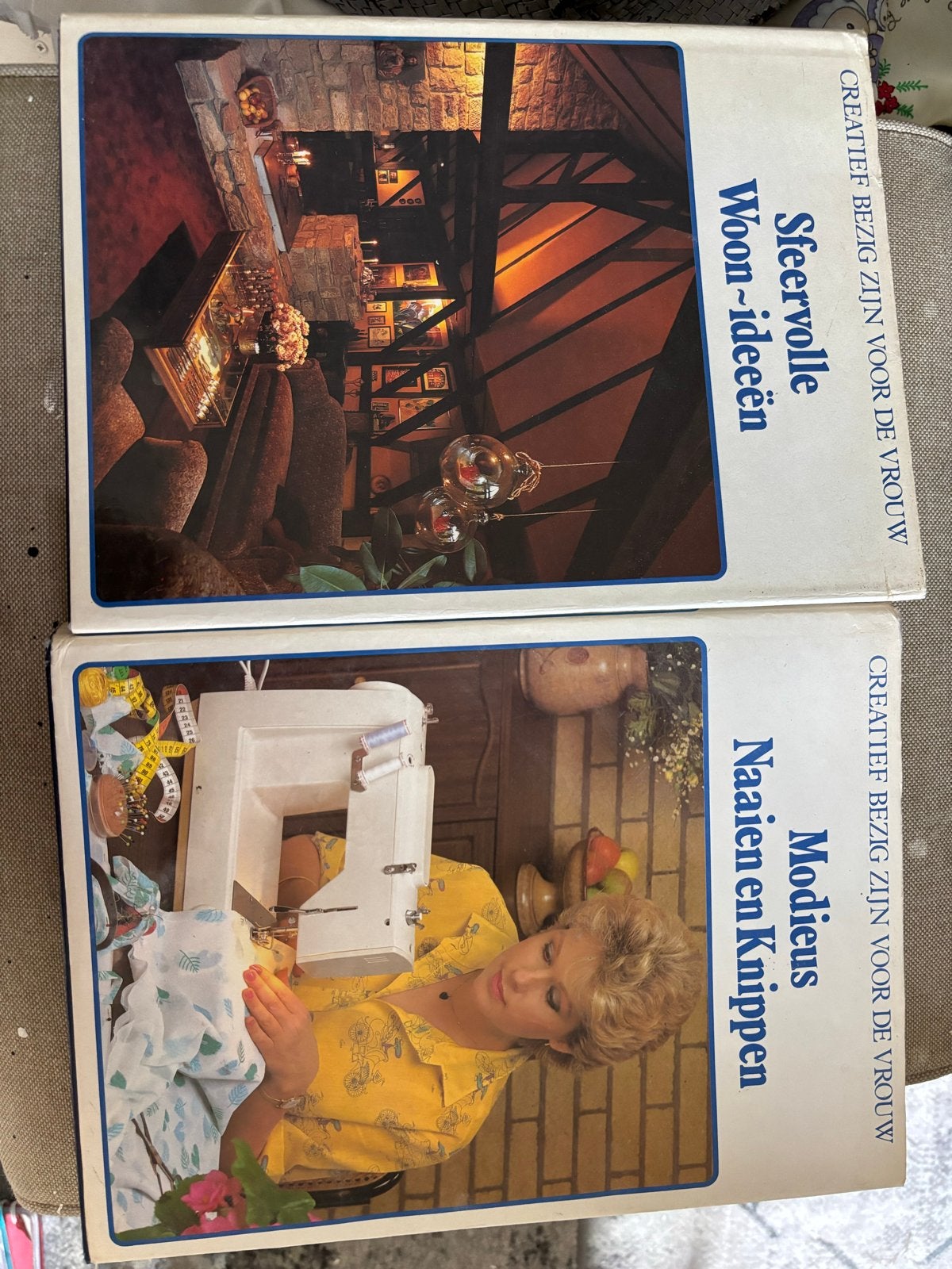 2x Creatief Bezig Zijn Voor De Vrouw: Woonideeën & Naaien, Boeken, Ophalen, Gelezen, Borduren en Naaien