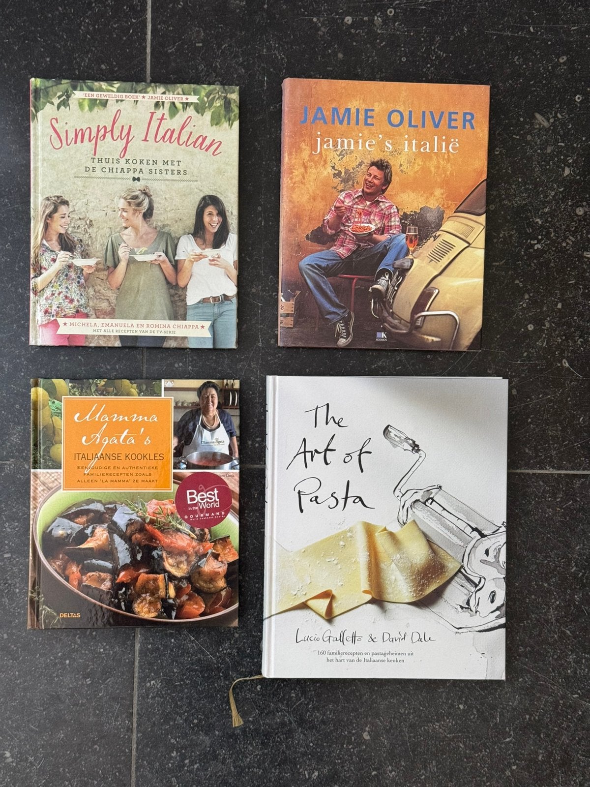 4 kookboeken italie - nieuwstaat, Boeken, Ophalen of Verzenden, Zo goed als nieuw, Italië