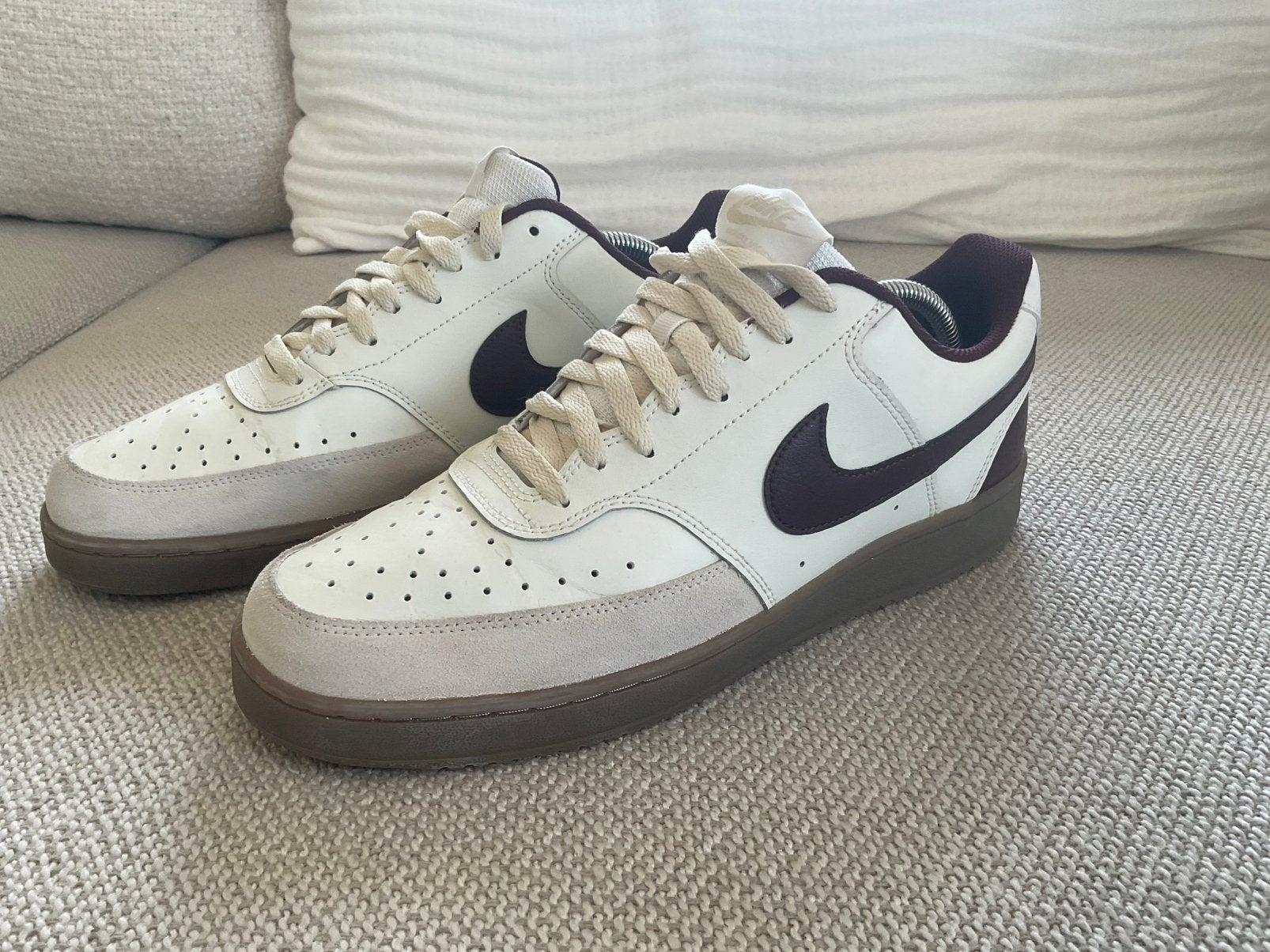 Foto 5 van NIKE Court Vision Low Brown/Burgundy mt.45 Nu €30,-