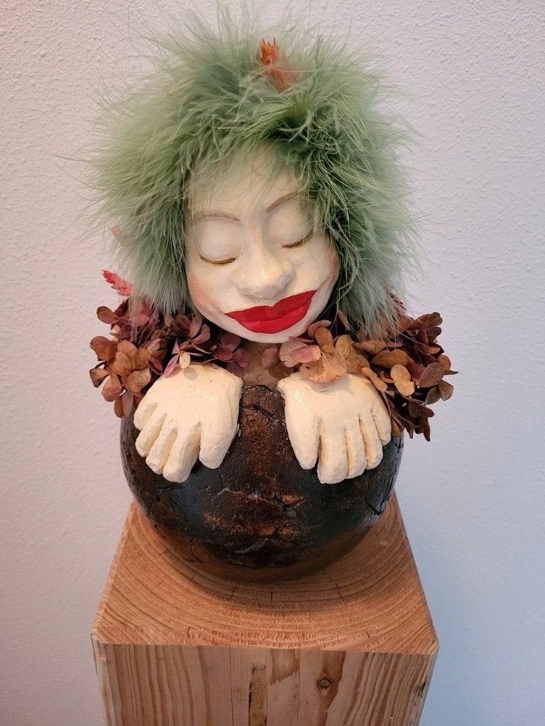 POPPEHOOFD IN VAAS, beeld, keramiek, Verzamelen, Ophalen, Nieuw, Fantasy