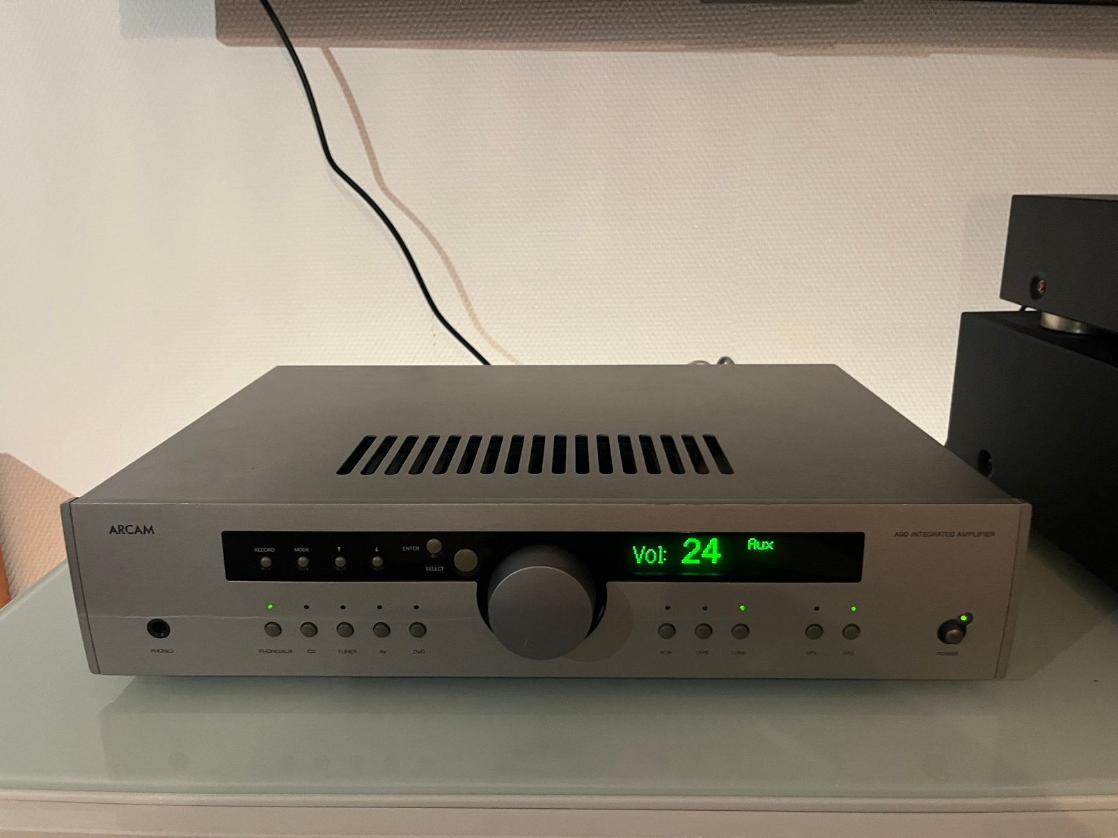 Arcam A90 Stereo versterker, Gebruikt, 60 tot 120 watt, Stereo, Ophalen