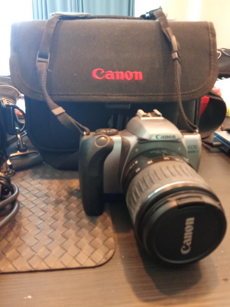 Canon EOS 3000V Spiegelreflexcamera met 28-90mm lens, Audio, Tv en Foto, Fotocamera's Analoog, Ophalen of Verzenden, Gebruikt