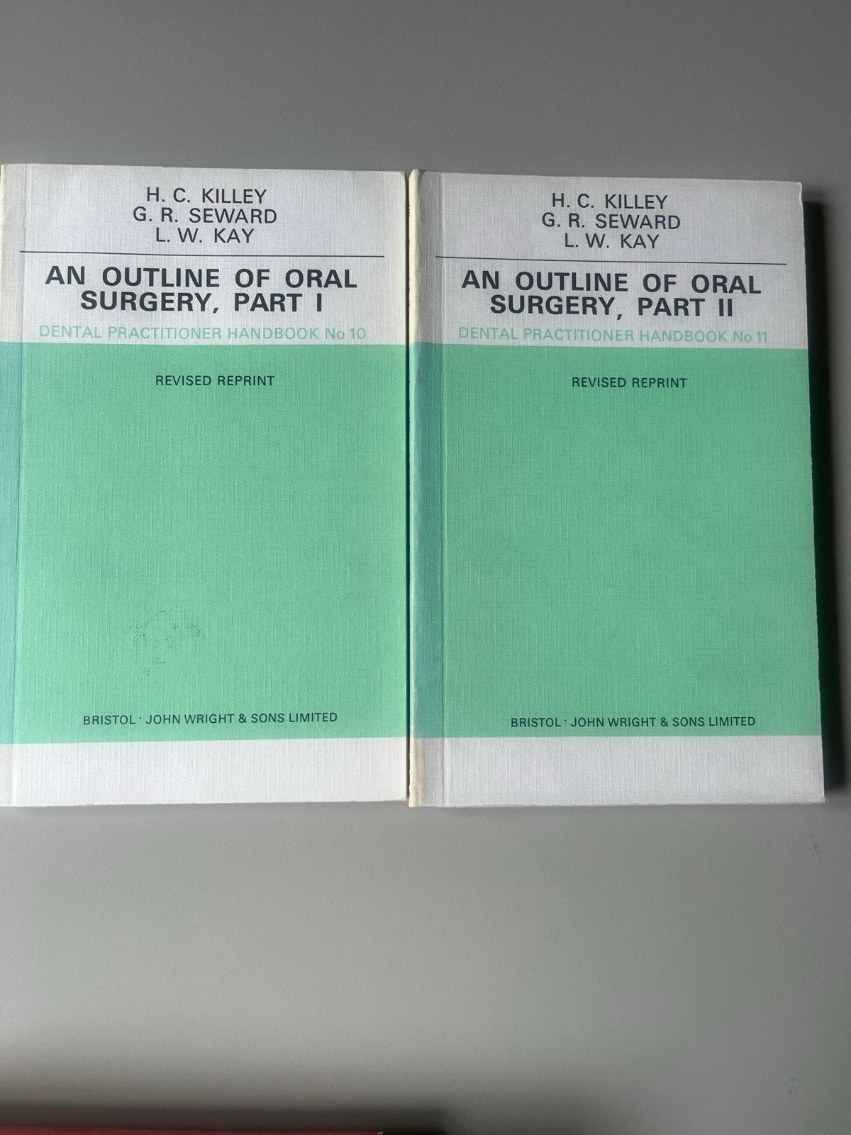 An Outline of Oral Surgery, Part I & II (Dental Handbooks), Ophalen of Verzenden, Beta, Gelezen, WO