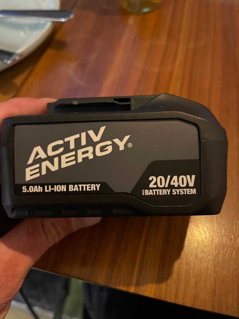 Gezocht: Activ Energy 20/40V batterij voor Ferrex (Aldi), Ophalen, Gebruikt