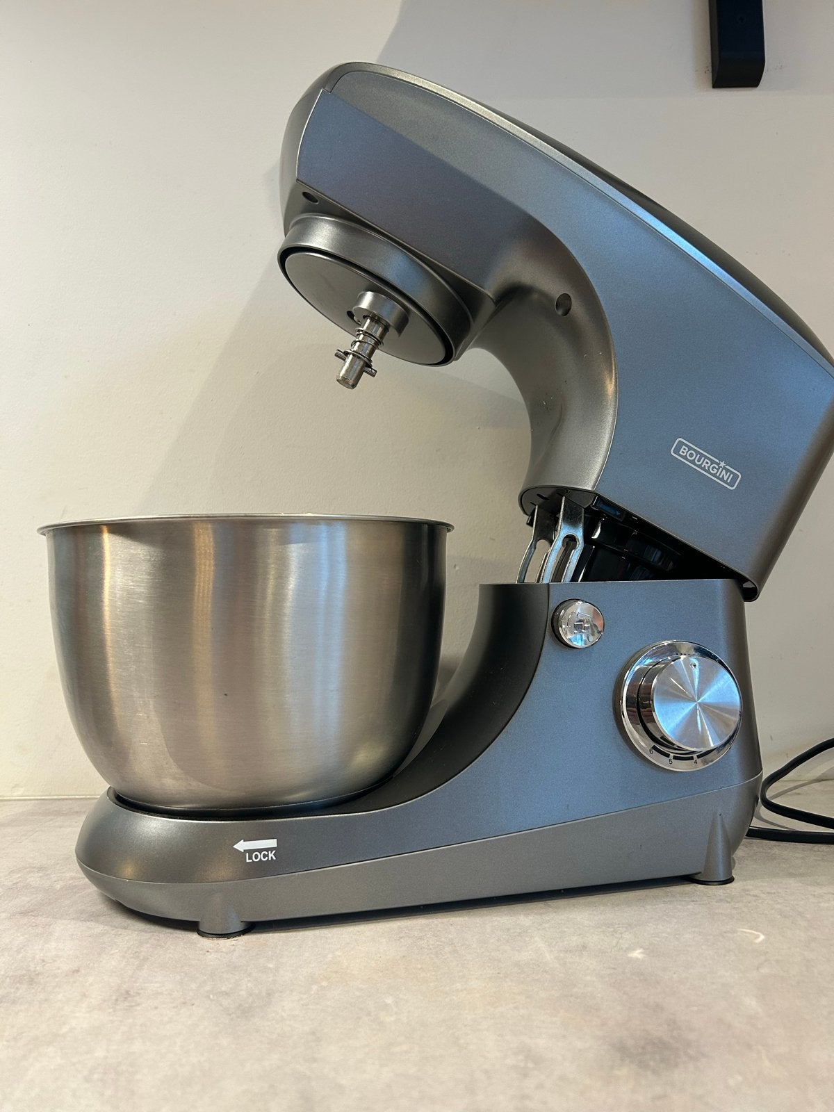 Bourgini Keukenmachine - Krachtige Mixer met RVS Kom, 4 liter of meer, Ophalen, Zo goed als nieuw, 3 snelheden of meer