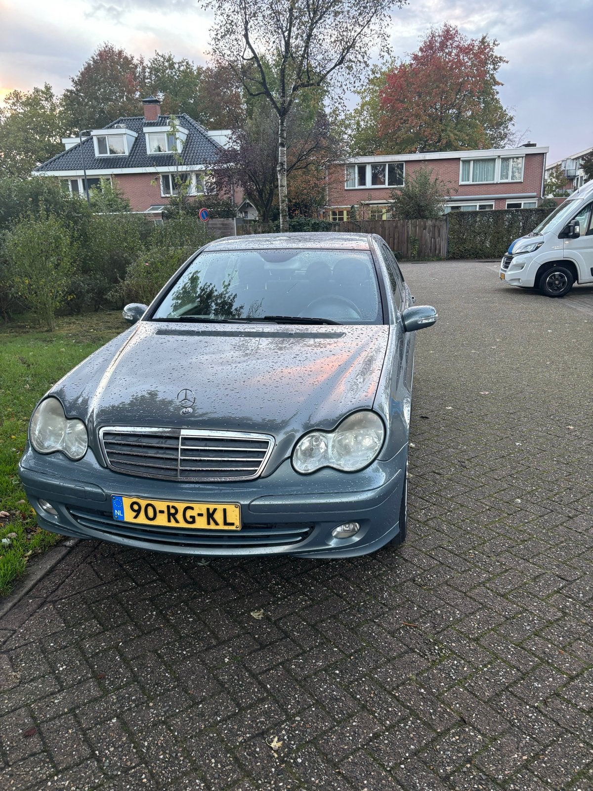 Mercedes-Benz C-Klasse 2.0 CDI C200 Sedan AUT 2005 Grijs, Automaat, 4 cilinders, 1435 kg, 122 pk