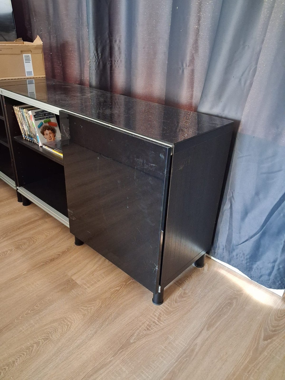 Mooie kast met schuifdeur, Ophalen, Zo goed als nieuw