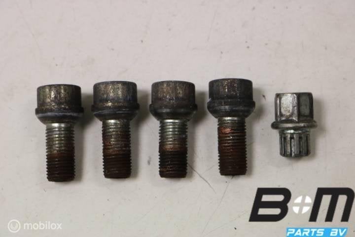 Set originele slotbouten VW Polo 9N, Gebruikt, Band(en)