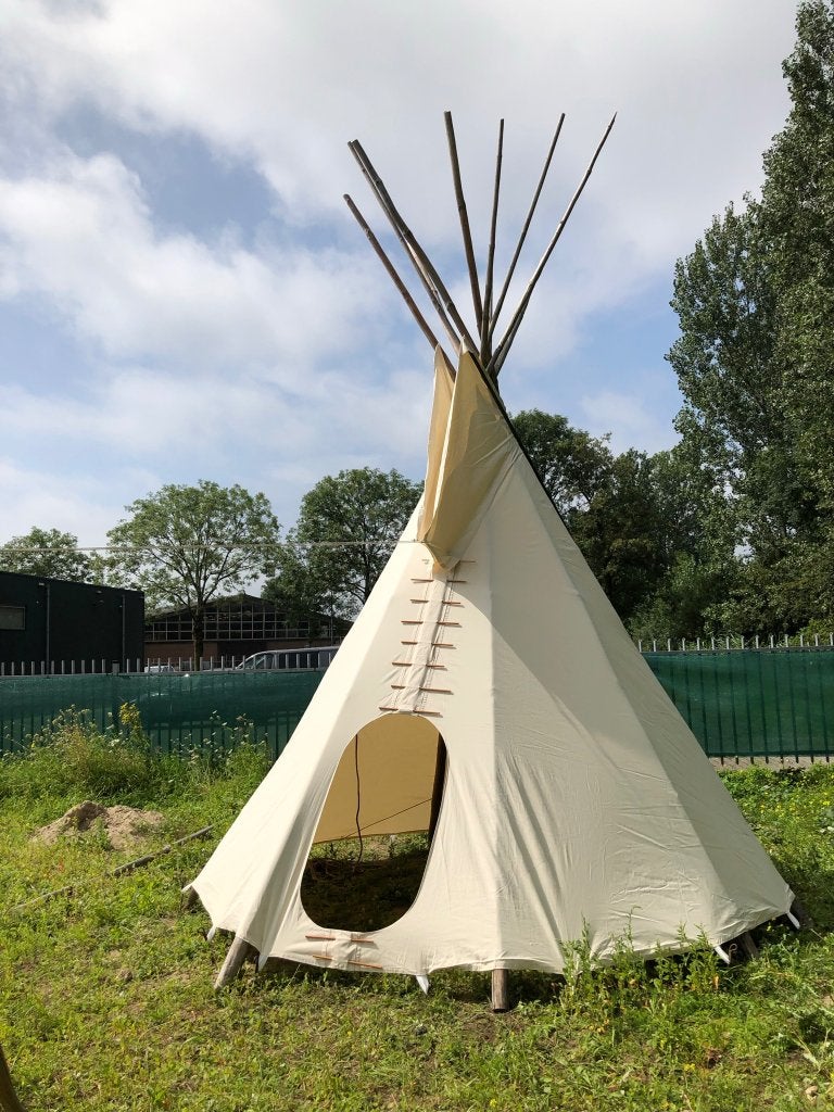 Sioux tipi verhuur – 4 m originele indianentent, Verzenden, Zo goed als nieuw, Historisch