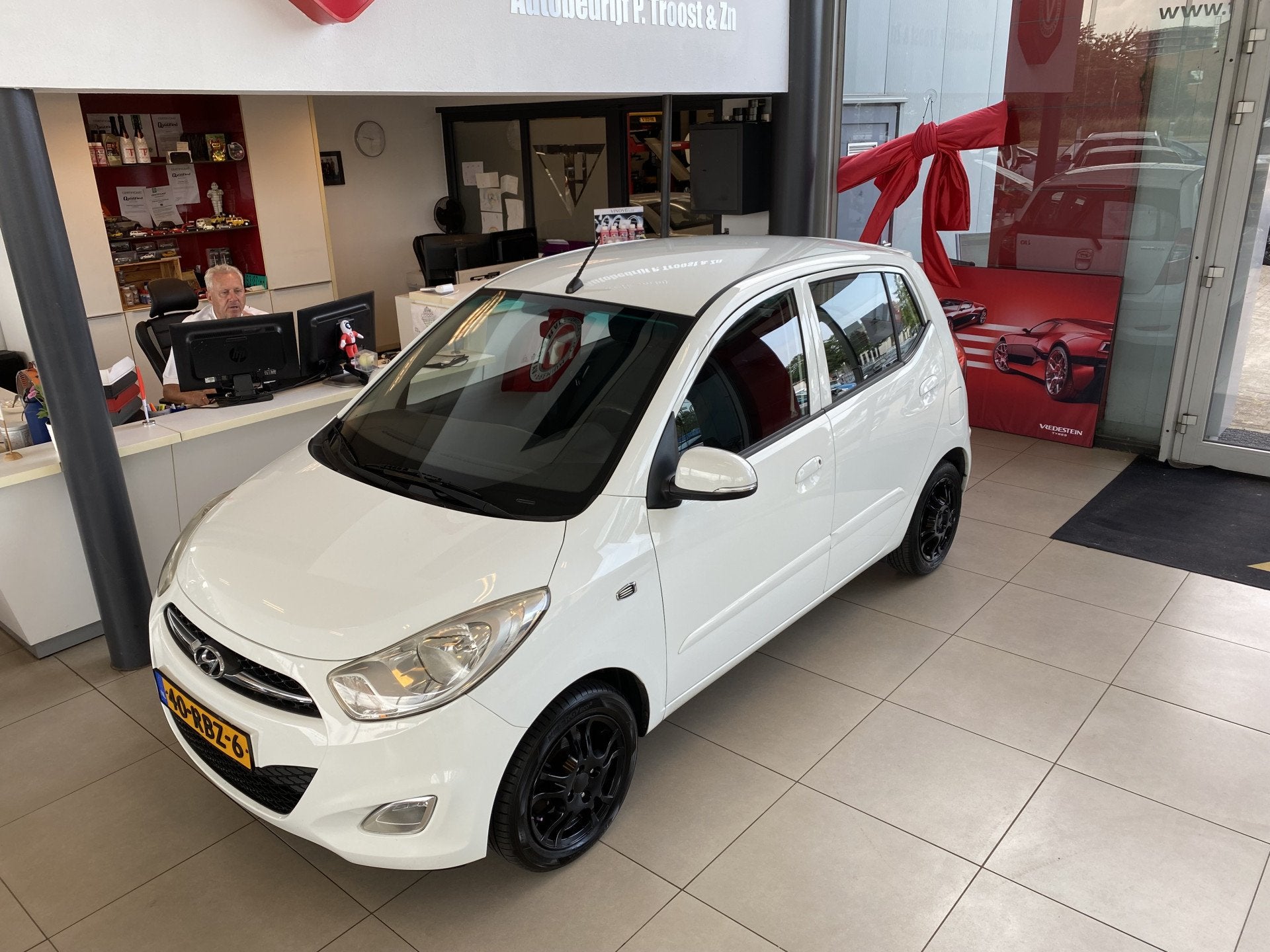 Hyundai i10 1.1!i-Motion,5Deurs,5Zits,Stuurbekrachting,Elekt, Euro 5, Stof, Gebruikt, 4 cilinders