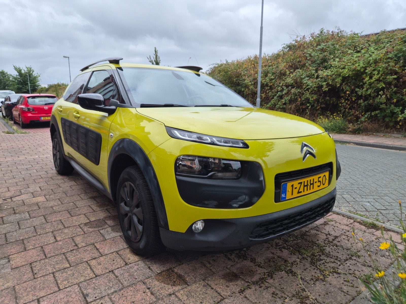 Citroën C4 Cactus 1.2 VTI 82 2015 Geel, Auto's, Citroën, Voorwielaandrijving, Euro 5, Stof, 1199 cc