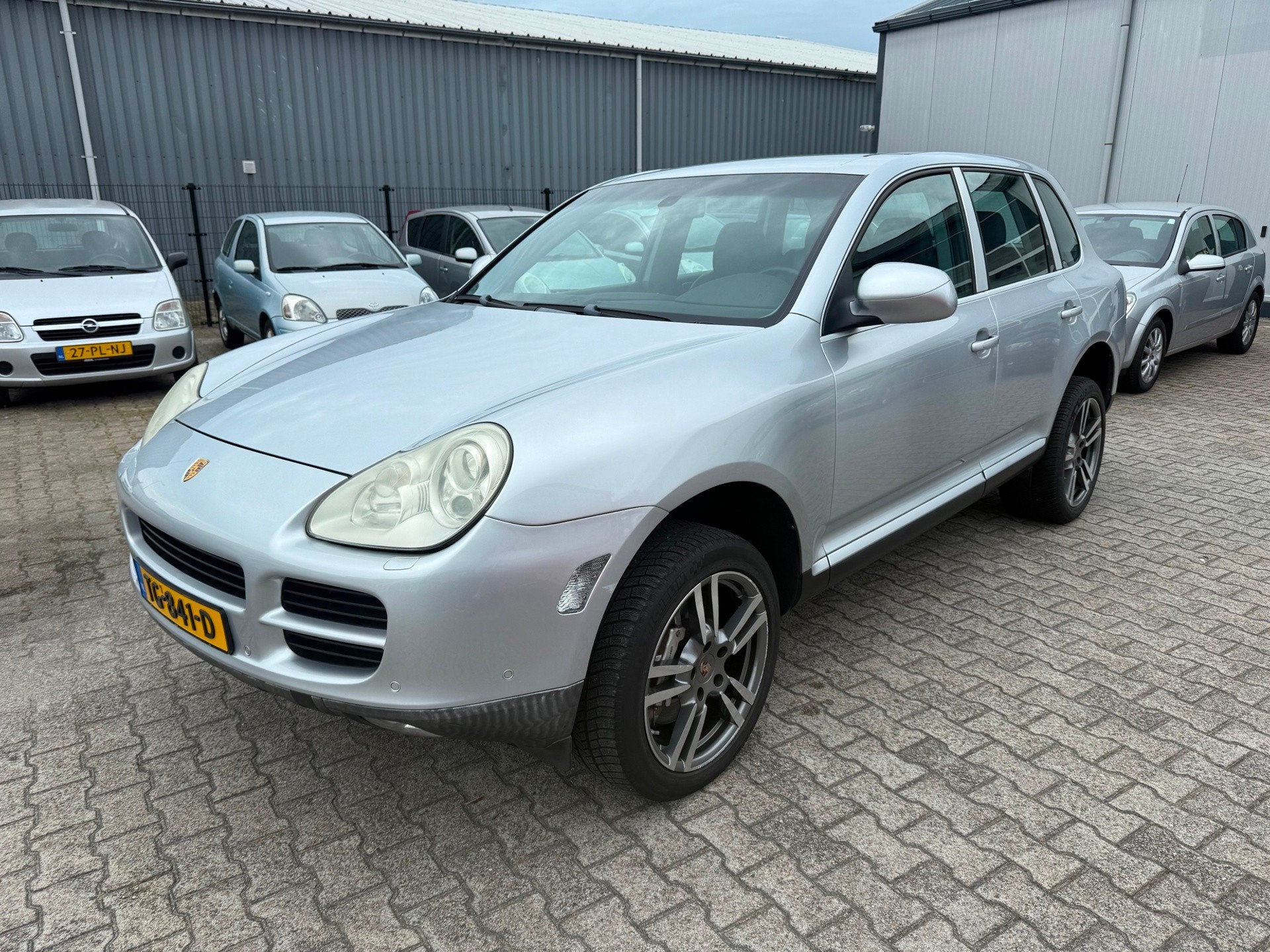 Porsche Cayenne 4.5 S V8 2004 Grijs Luchtvering 141.000 KM, Cayenne, Gebruikt, 8 cilinders, 3000 kg