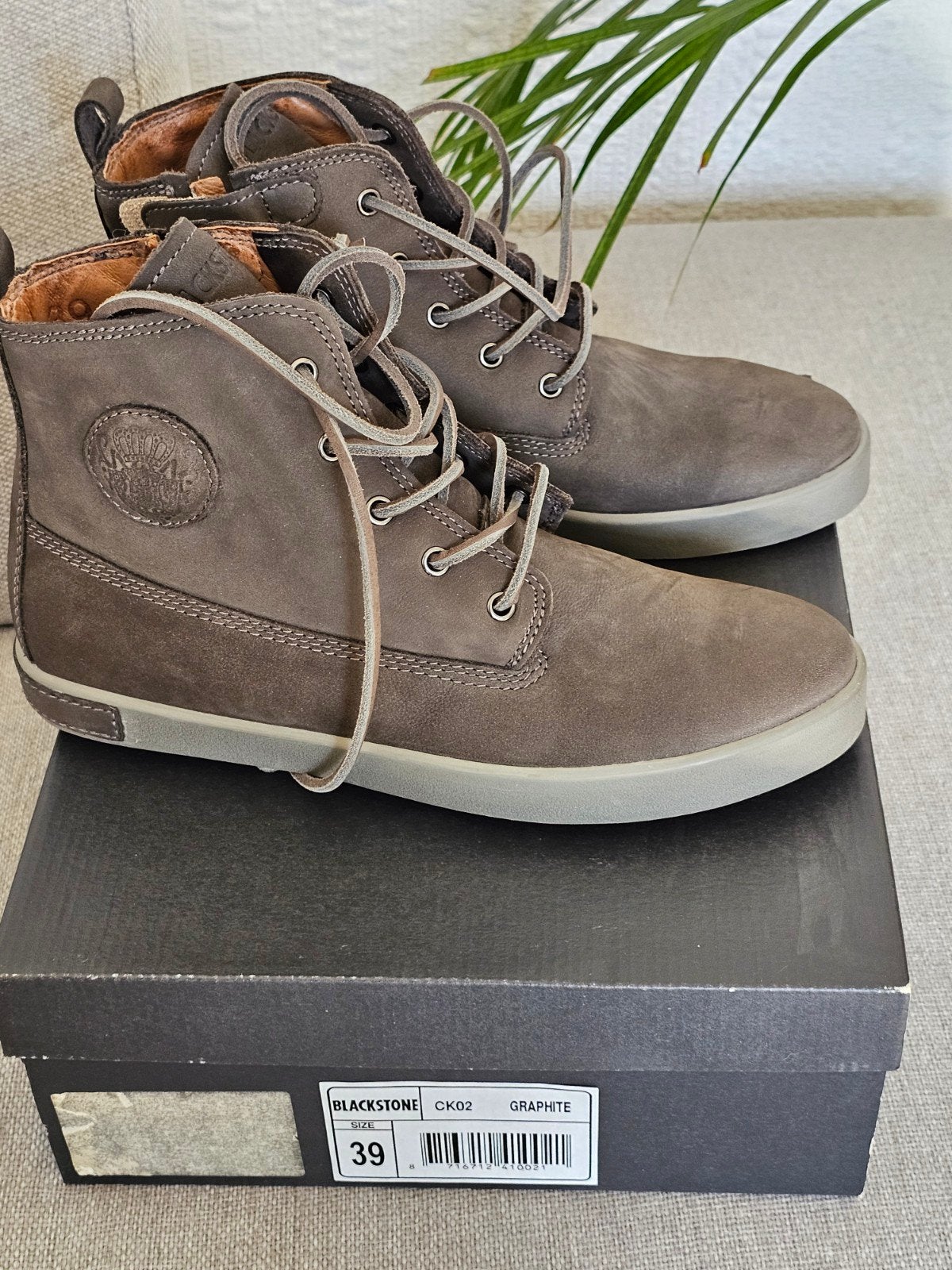 Nieuwe leren Blackstone schoenen maat 39 taupe met rits, Schoenen, Nieuw, Ophalen of Verzenden, Jongen