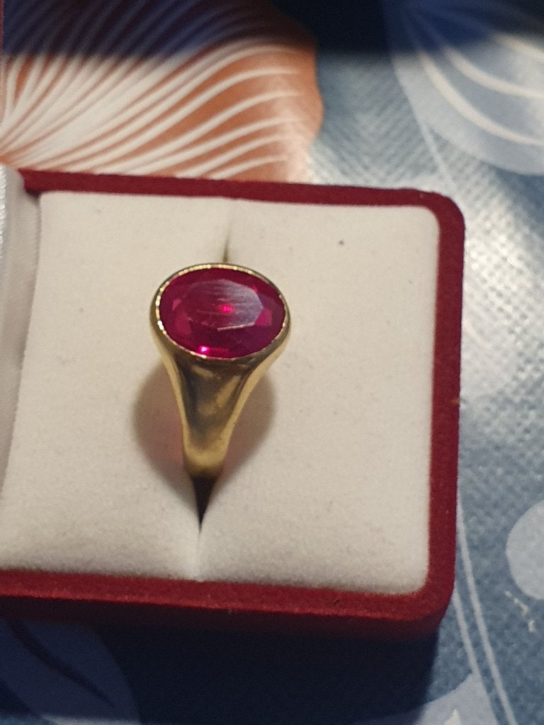 Mooie ring met Robijn van ruim 3 carat ring is 19,2 kr getes, 18 tot 19, Heer, Ophalen of Verzenden, Zo goed als nieuw