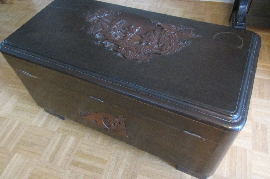 oude houten kamfer/dekenkist uit Azie, Huis en Inrichting, Woonaccessoires | Kisten, Ophalen, 50 – 75, Minder dan 50 cm, Gebruikt