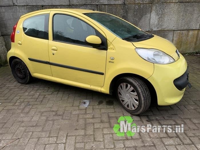 Dorpel rechts van een Peugeot 107 (KBL), Auto-onderdelen, Gebruikt, -, -, Ophalen of Verzenden