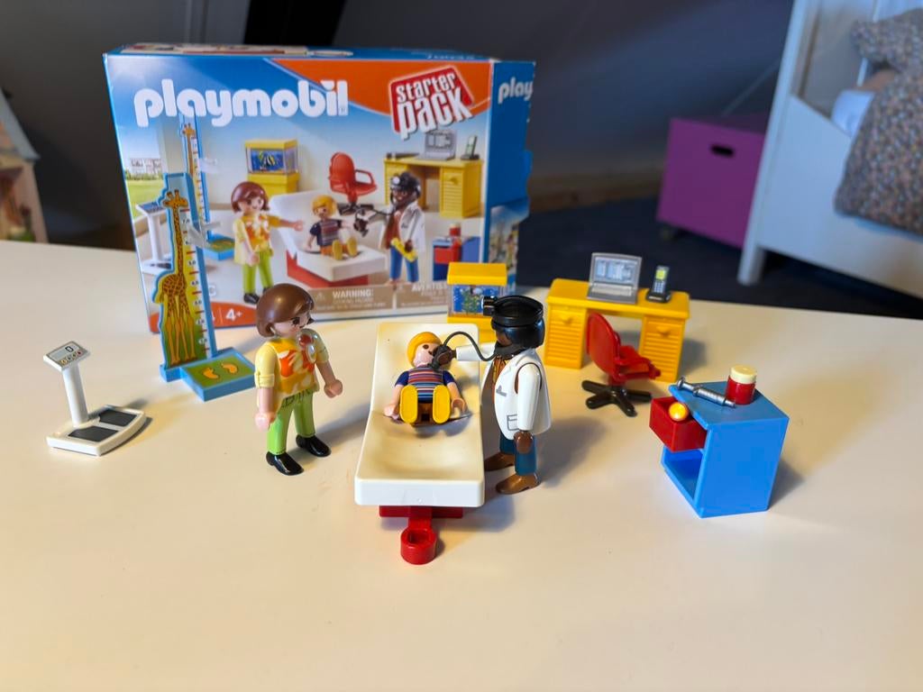 Playmobil kinderarts  70034, Ophalen of Verzenden, Zo goed als nieuw