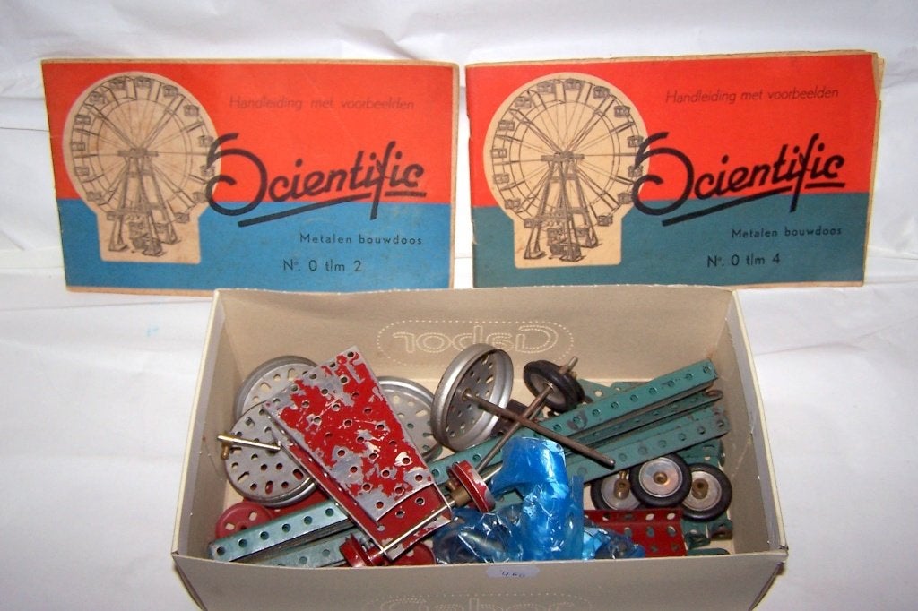 Vintage jaren '50 metalen bouwdoos "Scientific" . Izgs., Ophalen of Verzenden