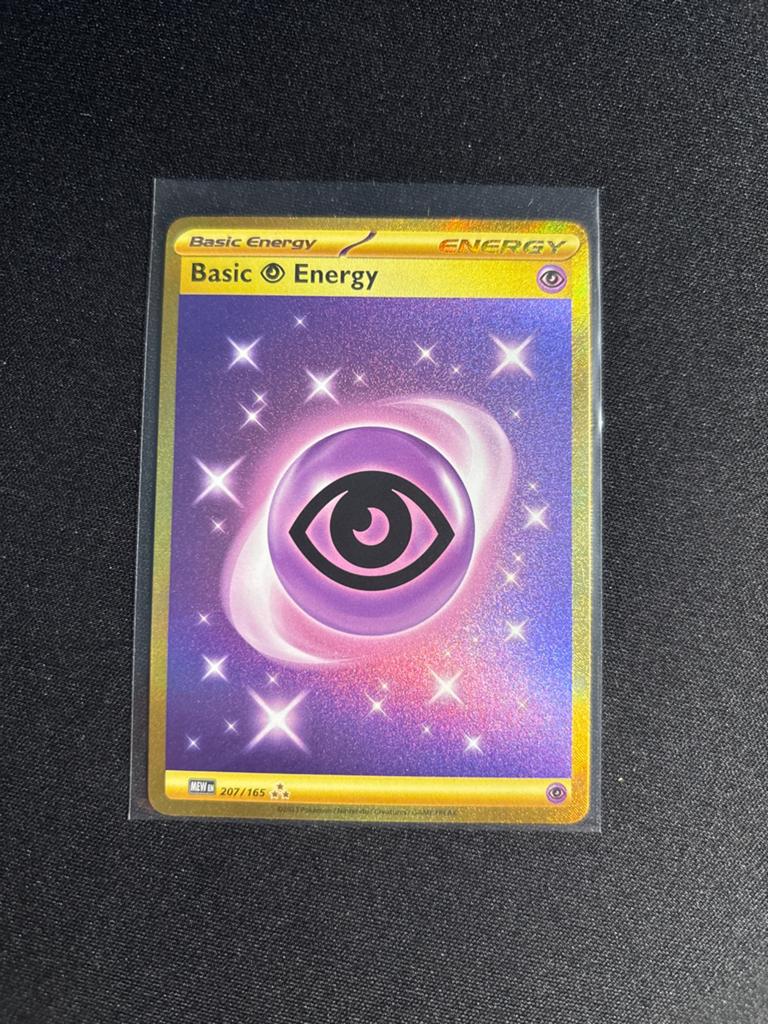 Psychic Energy Gold 207/165 | NM | Scarlet&Violet 151, Hobby en Vrije tijd, Verzamelkaartspellen | Pokémon, Zo goed als nieuw