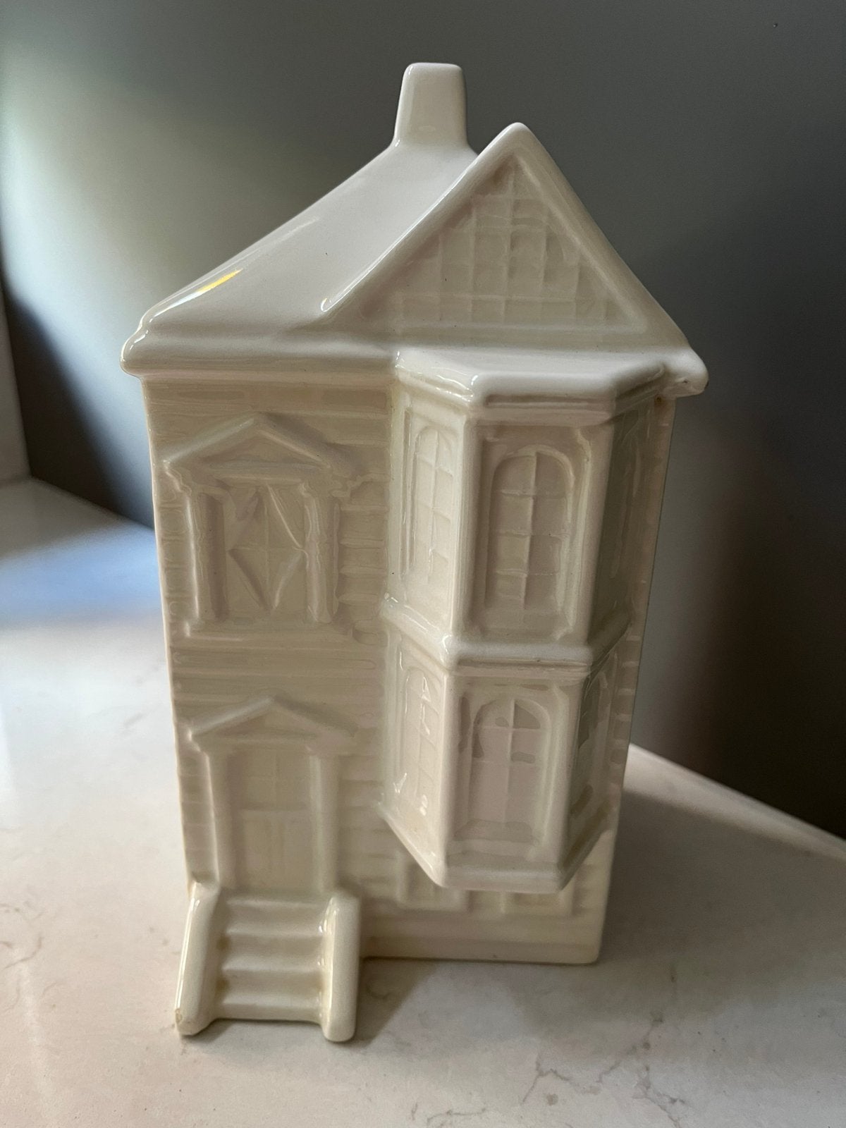 Vintage porseleinen victoriaans huis van Mancer, Antiek en Kunst, Ophalen