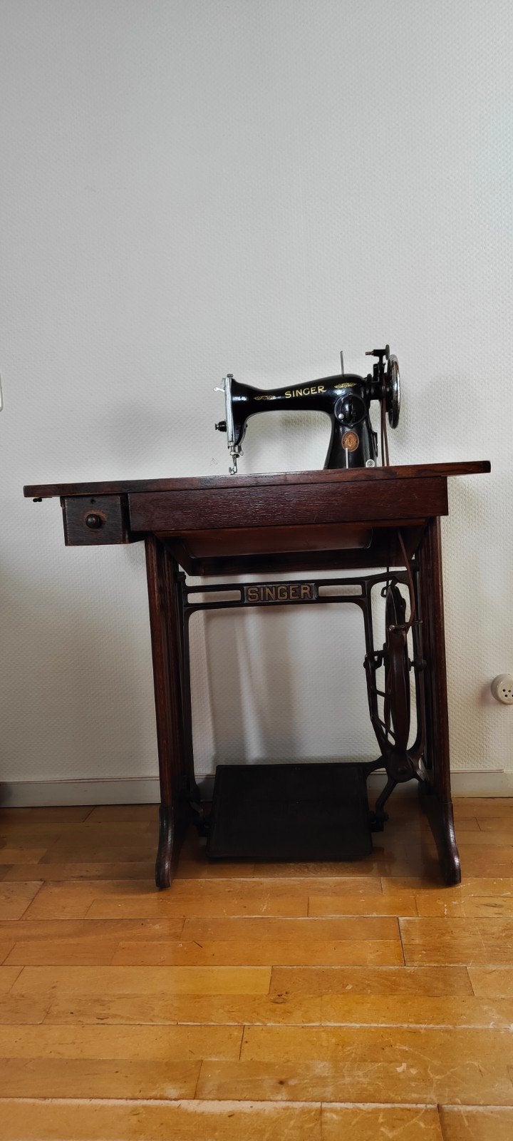 Antieke Singer Naaimachine met Handleiding en Accessoires, Ophalen of Verzenden