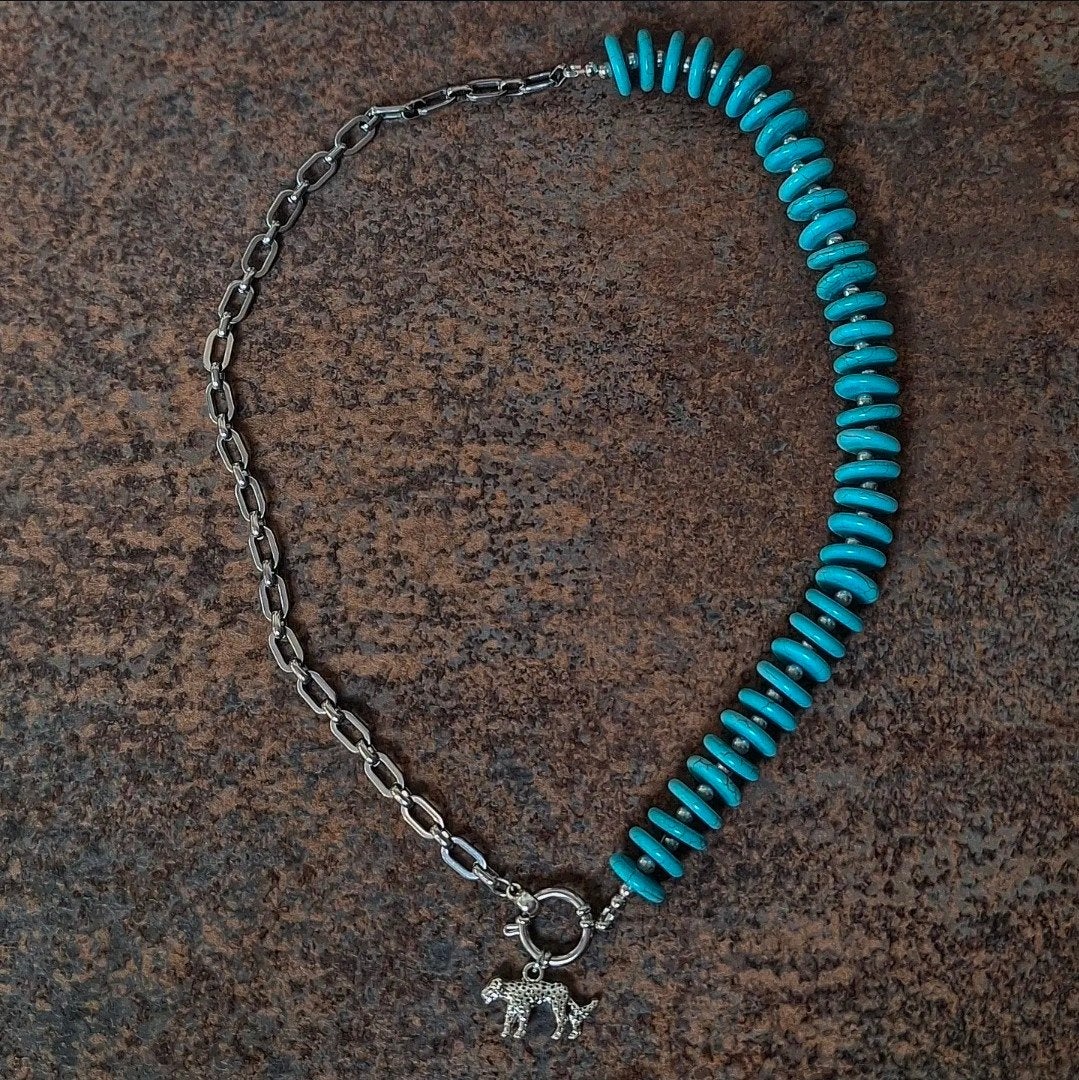 Natuurstenen ketting met luipaard hanger, Blauw, Nieuw, Ophalen of Verzenden, Steen of Mineraal