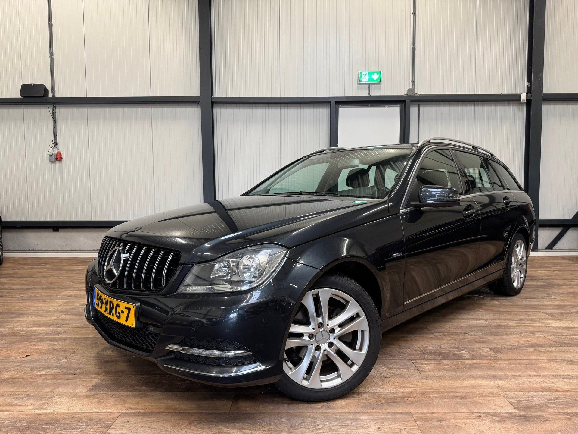 Mercedes-Benz C-klasse Estate 180 Business Class Avantgarde, Automaat, Euro 5, Zwart, Automatische klimaatregeling