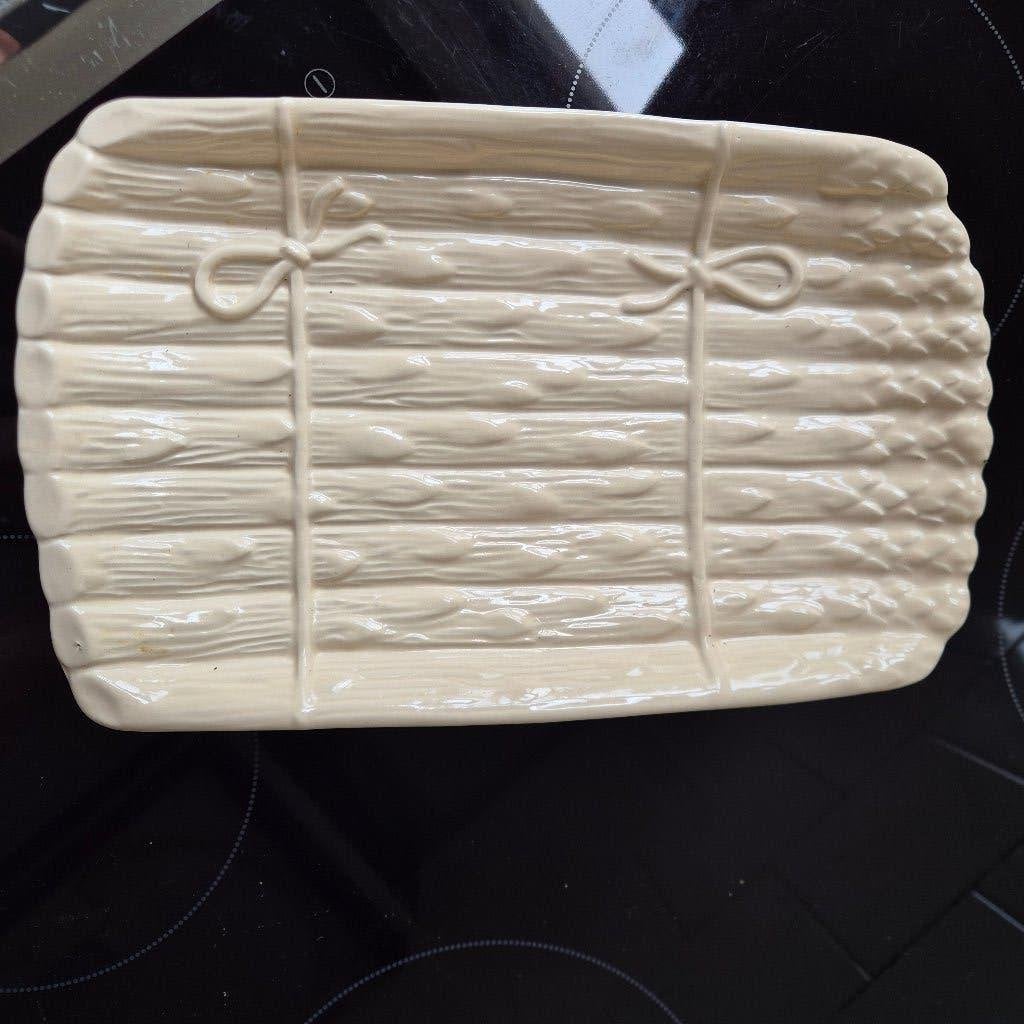 Cremewitte aspergeschaal 32cm mooi bij edme wedgwood, Ophalen of Verzenden, Zo goed als nieuw, Aardewerk, Overige typen