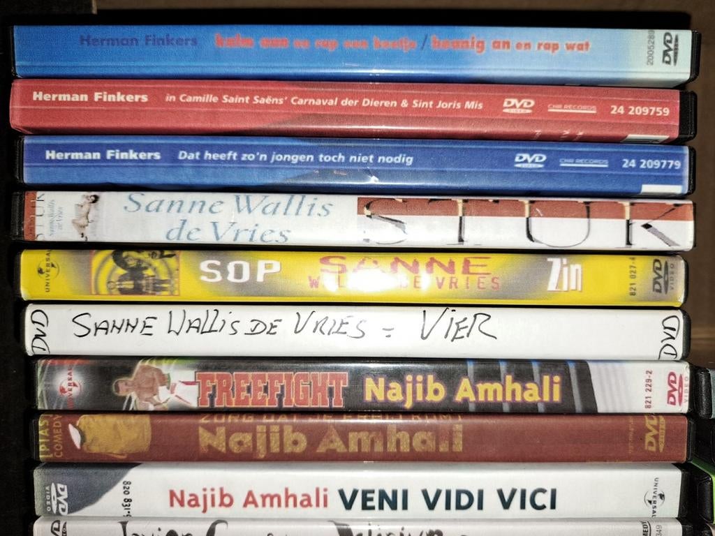 Dvd's 39 stuks Cabaret Komiek Humor van alles wat, Vanaf 12 jaar, Ophalen of Verzenden, Zo goed als nieuw, Stand-up of Theatershow