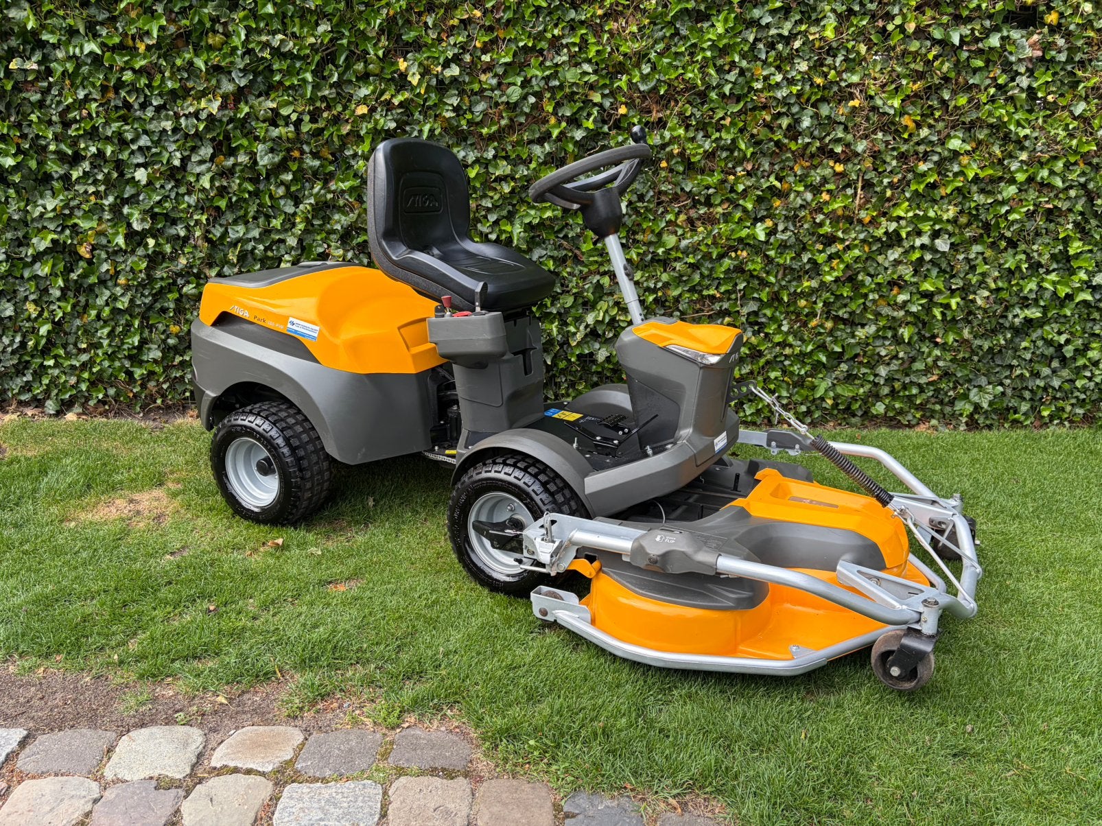 Zeer nette stiga park 320pw 110cm Maaidek stuurbekrachtiging, Tuin en Terras, Ophalen, S, S, S