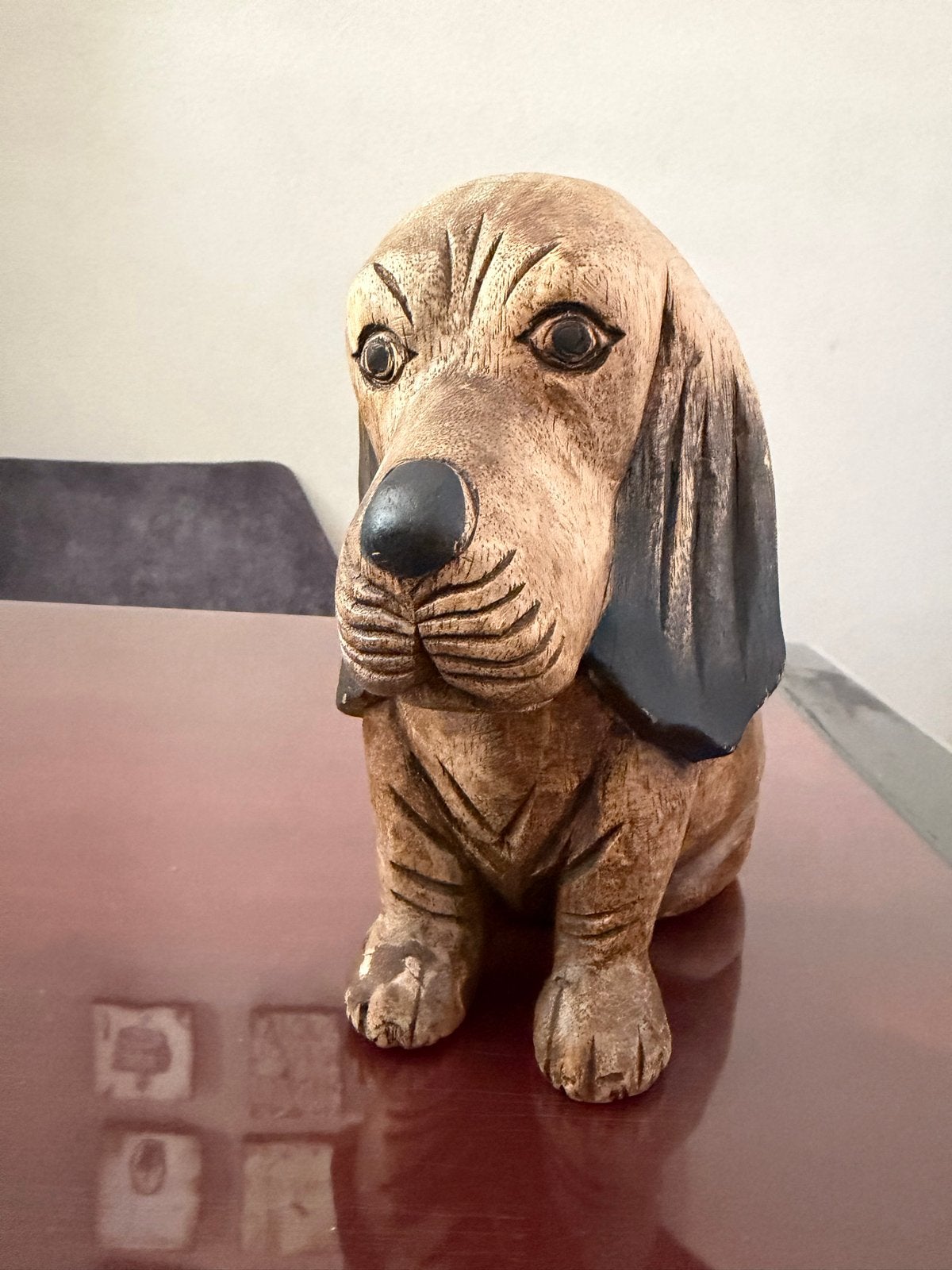 Grote Vintage Houten Basset hond 23cm hoog, 25cm diep 9cm Br, Ophalen of Verzenden, 20 - 50 cm, Beeld, Hout