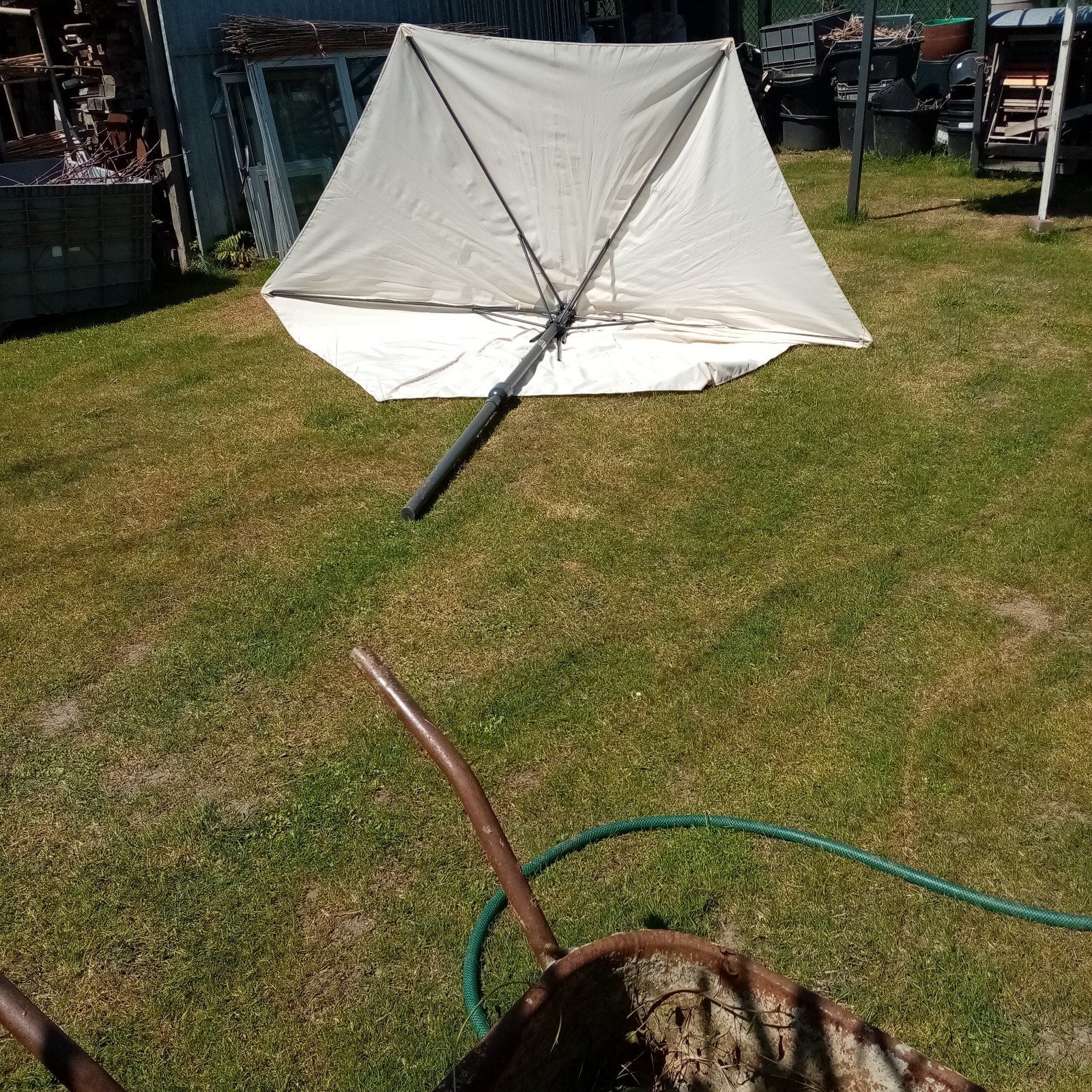 Parasol, Ophalen, Gebruikt