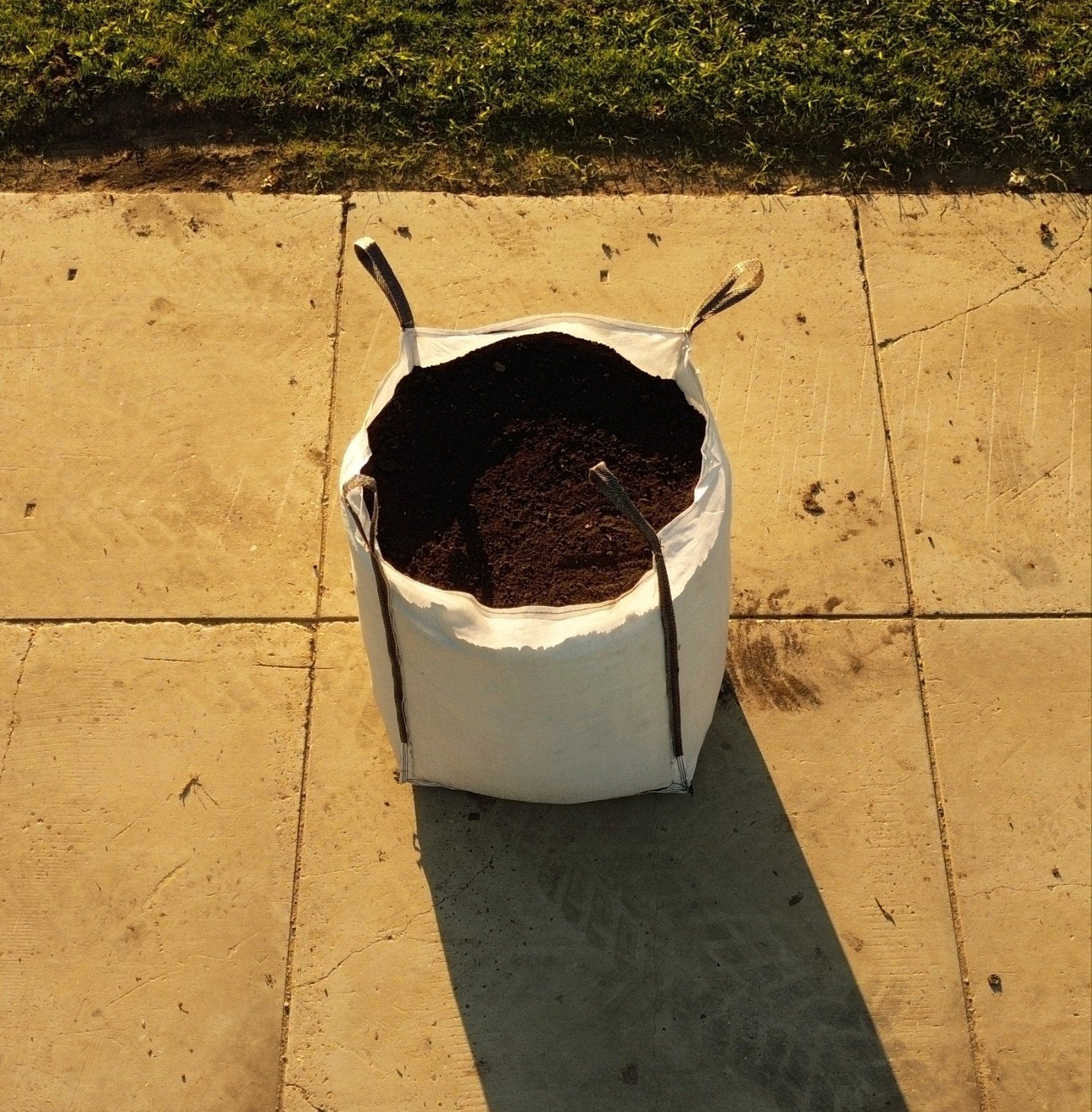 Zwarte grond/tuinaarde/bigbag, Ophalen