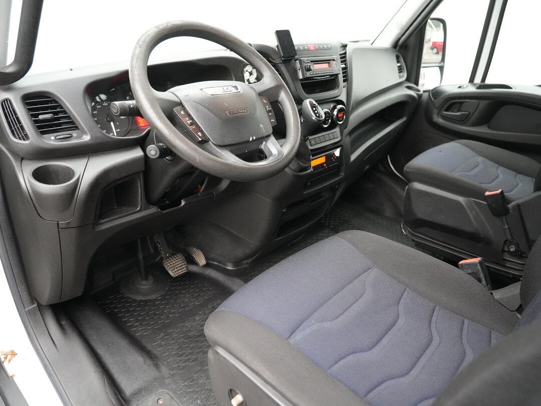 Iveco Daily 50C18 4X2 Open 3,0L Automaat Dubbel Cabine Open, Auto's, Automaat, Gebruikt, Euro 6, 4 cilinders