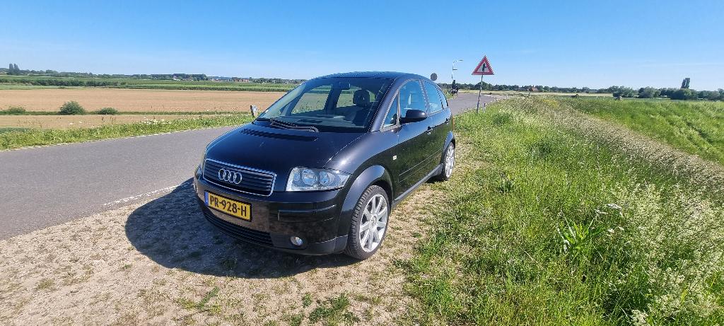 Audi A2 1.6 FSI  2005 Zwart, Voorwielaandrijving, 970 kg, Stof, 40 €/maand