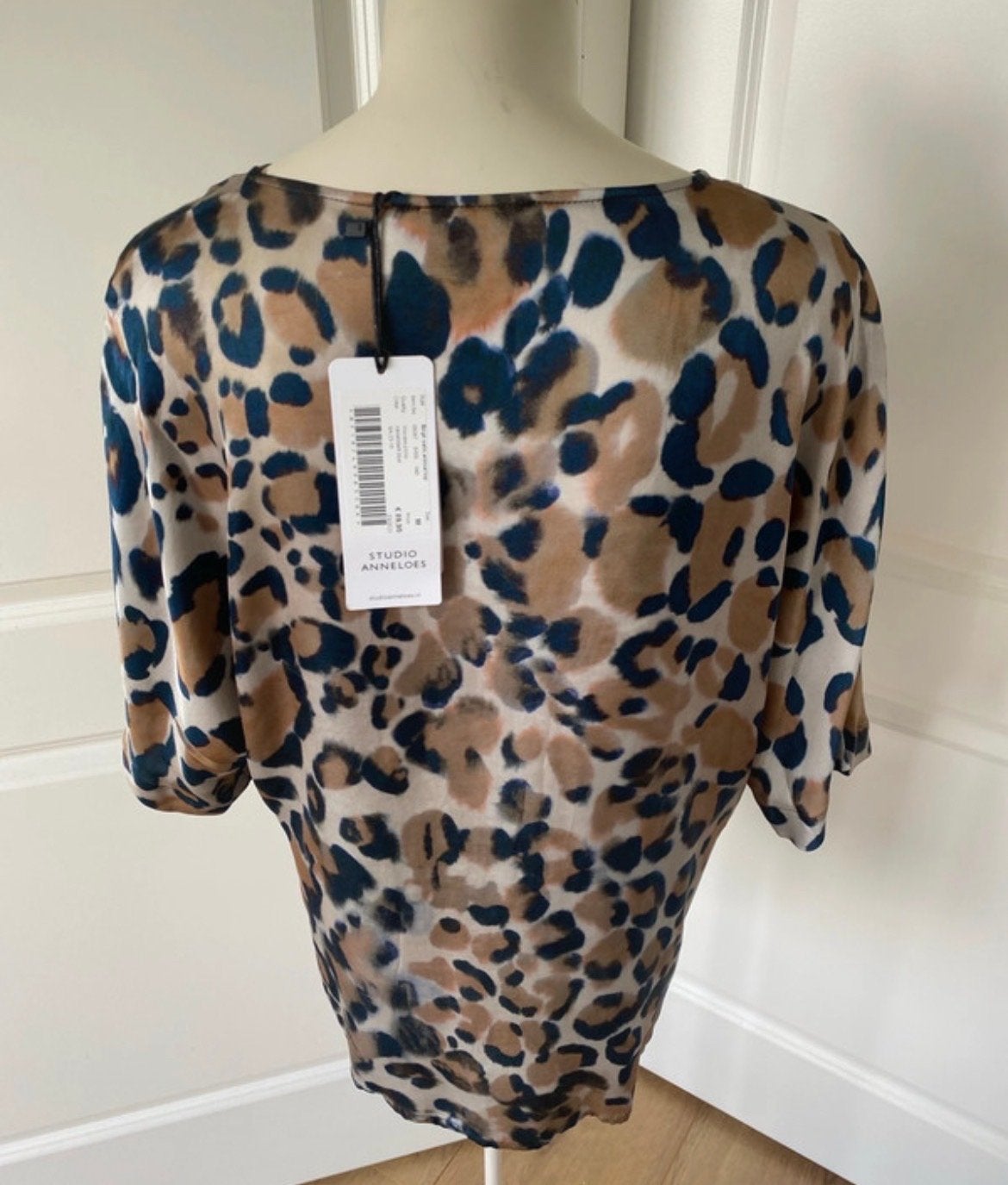Nieuwe top M- camel/dark blue - Studio An, Maat 38/40 (M), Bruin, Nieuw, Ophalen of Verzenden