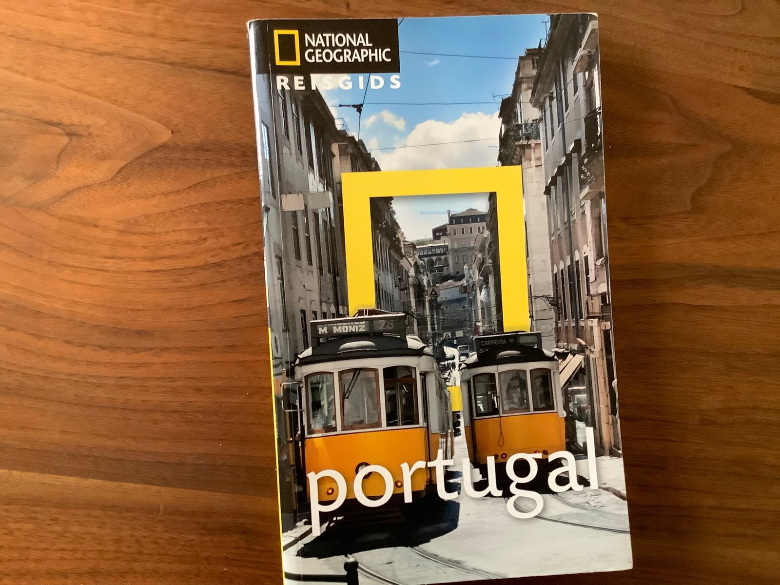 Portugal 270pg Nat Geografic NL reisgids oa Lissabon Porto, Overige merken, Europa, Ophalen of Verzenden, Zo goed als nieuw