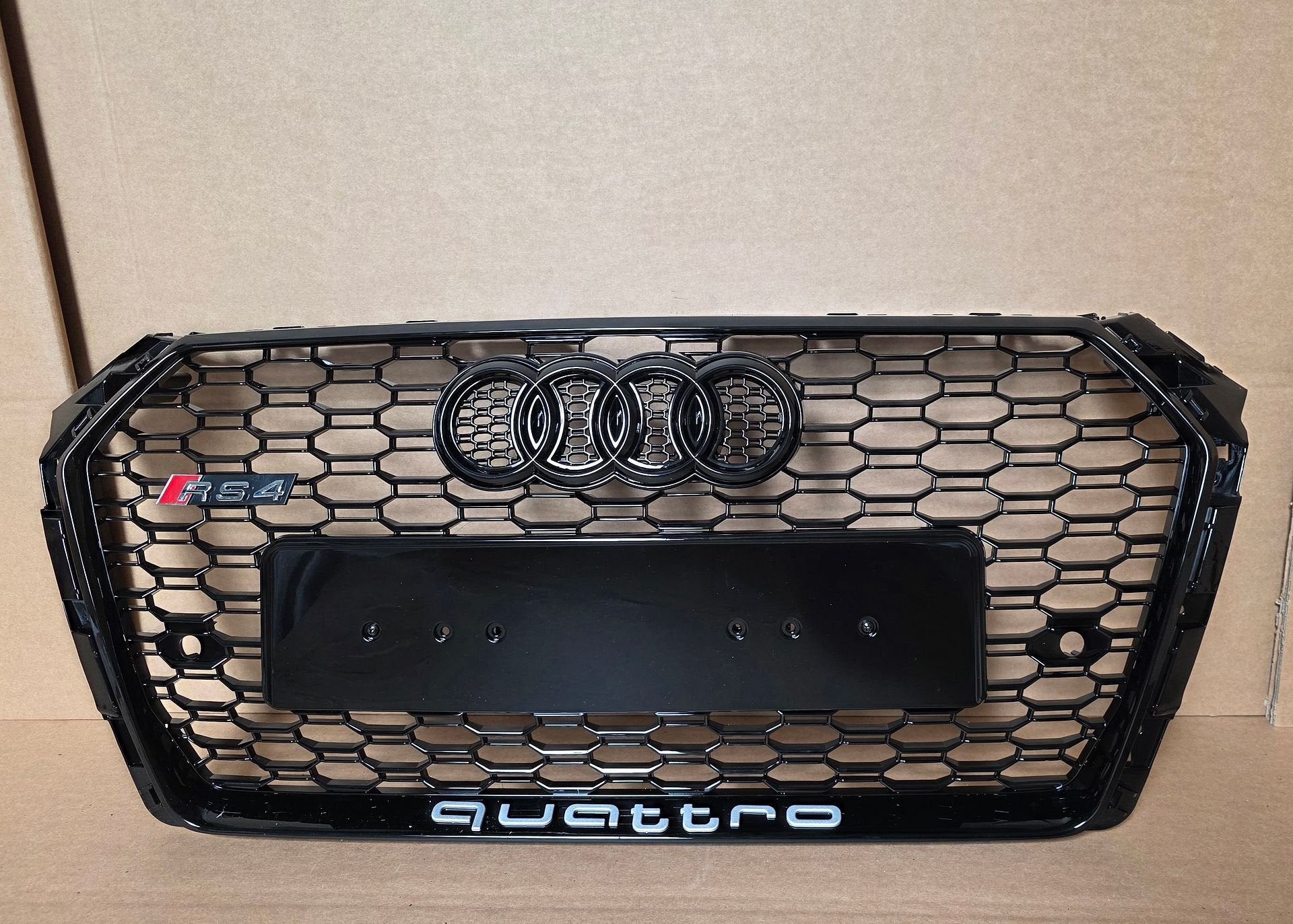 Grill Audi A4 B9 8W RS4 Look Black Grille bj.2015-2019 NIEUW, -, Voor, Nieuw, Ophalen of Verzenden