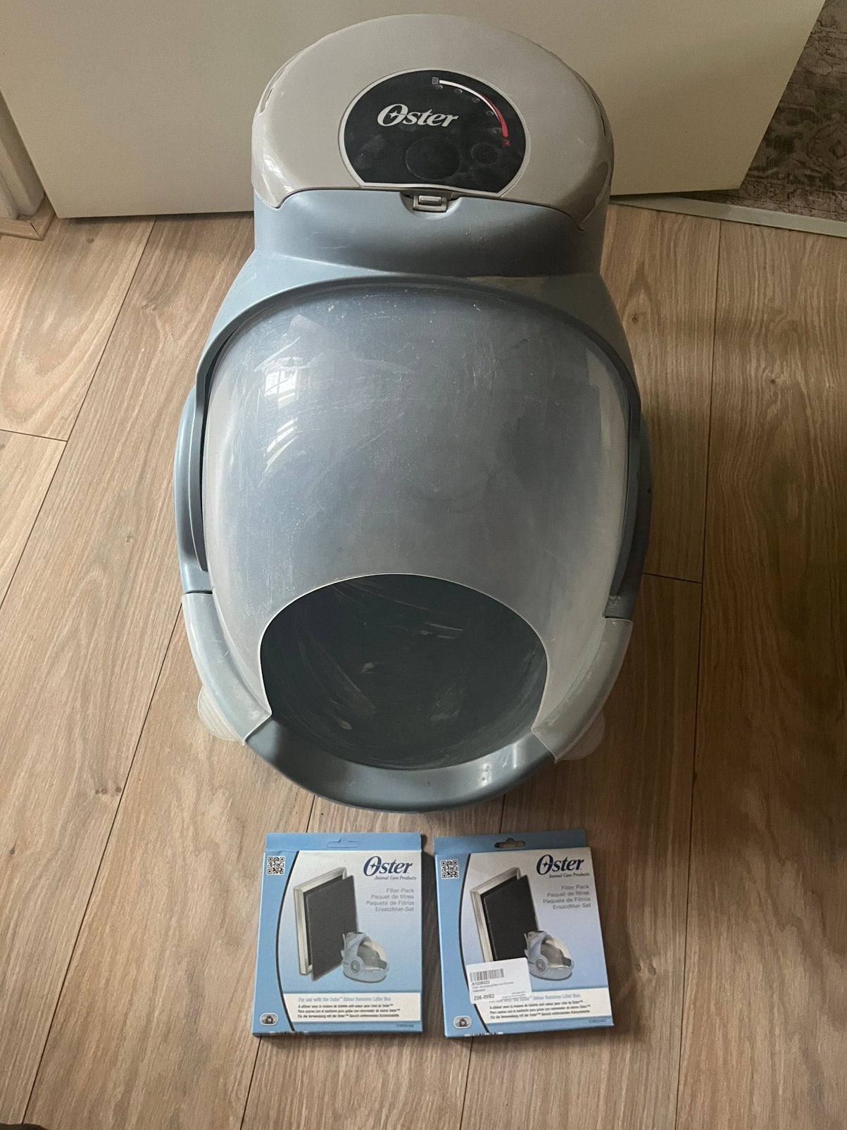 Oster geur verwijderende kattenbak met 2 nieuwe filters, Ophalen, Gebruikt