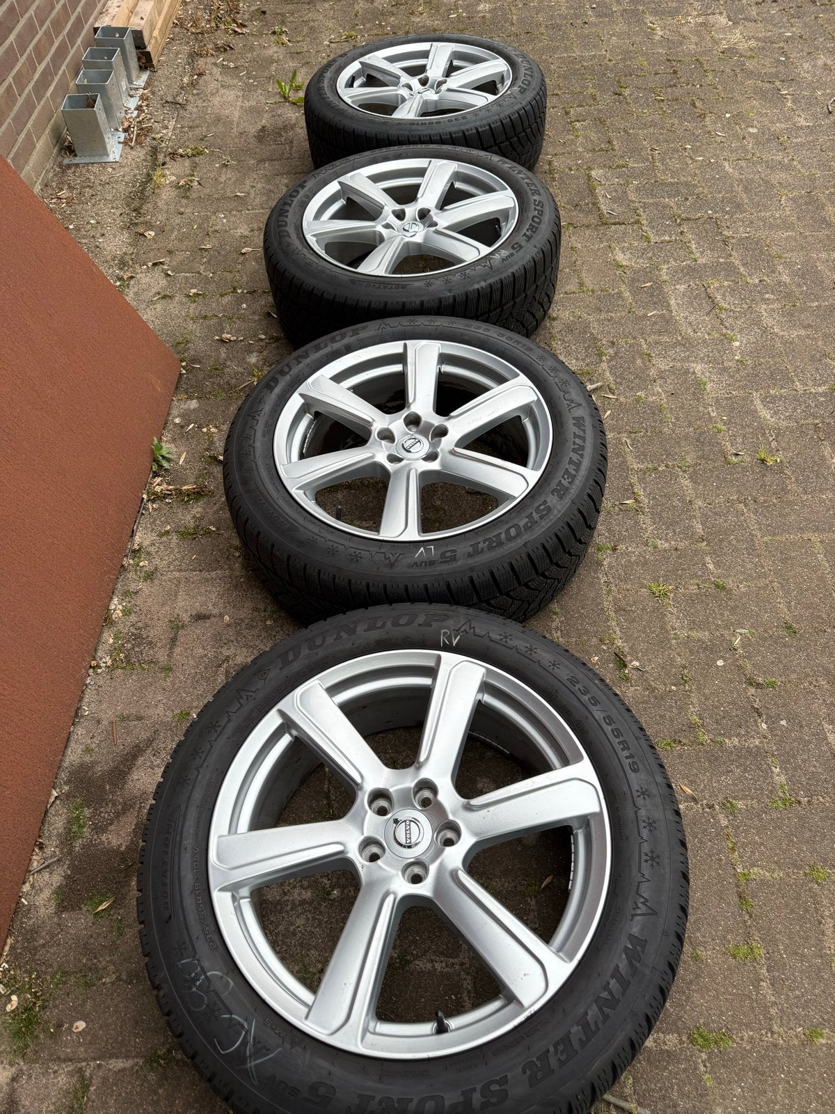 Volvo XC90 19 winterbanden met velgen - Dunlop Winter Sport, Gebruikt, Banden en Velgen, Winterbanden, 235 mm