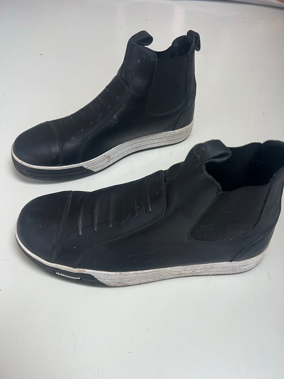 Zwarte leren werkschoenen met verharde neus - Maat 42, Ophalen of Verzenden, Gedragen, Zwart, Boots