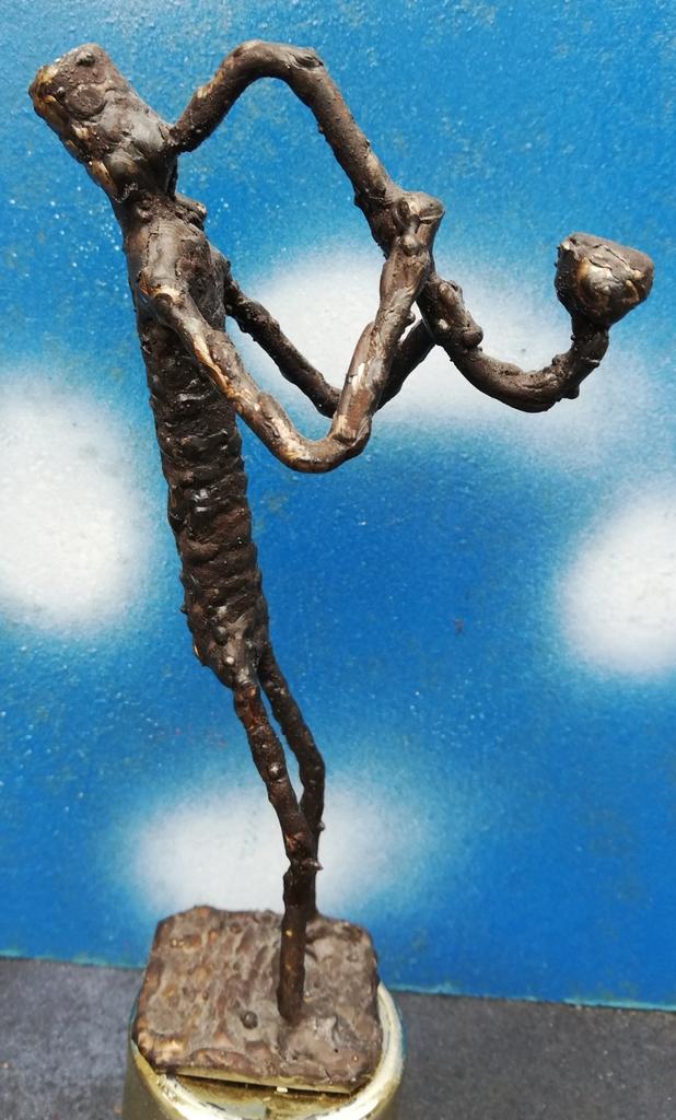 Saxofonist, geabstraheerd. Gepatineerd. 16.5 cm., Ophalen, Zo goed als nieuw, Fantasy