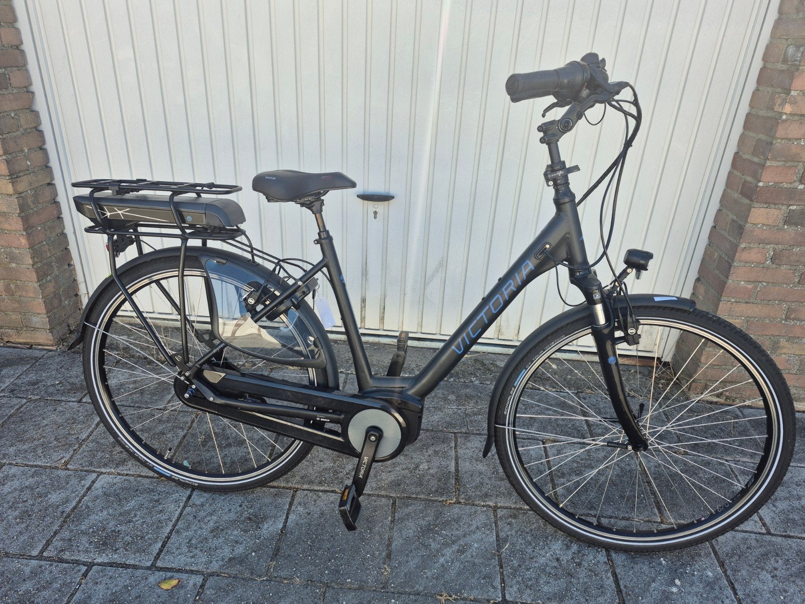 Victoria e-bike met Bosch motor, Zo goed als nieuw, 51 tot 55 cm, 50 km per accu of meer, Ophalen