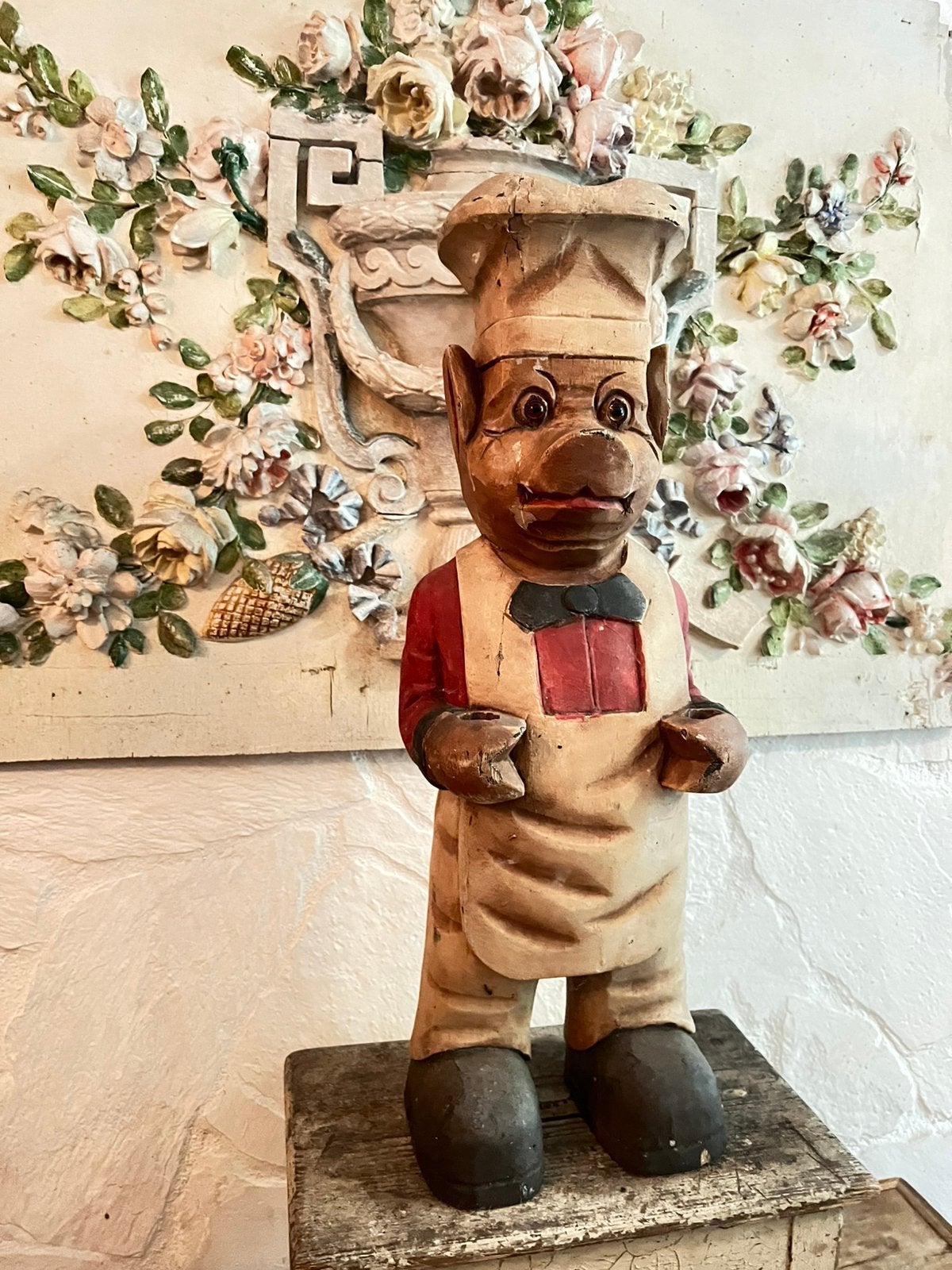 Toonbank display horeca restaurant kok beeld hout varken oud, Ophalen of Verzenden