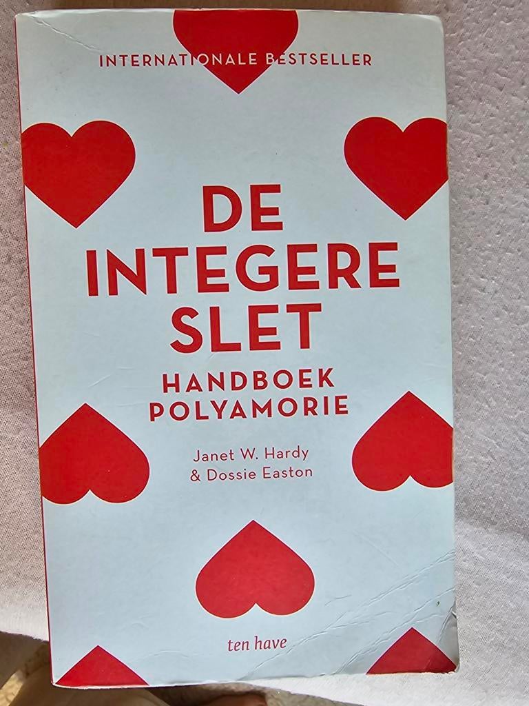 De Integere Slet - Handboek Polyamorie, Boeken, Romans, Gelezen, Nederland, Ophalen of Verzenden