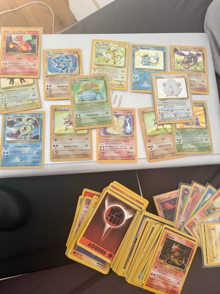 Grote collectie Pokémon kaarten - Vintage en zeldzaam, Ophalen of Verzenden, Gebruikt, Meerdere kaarten