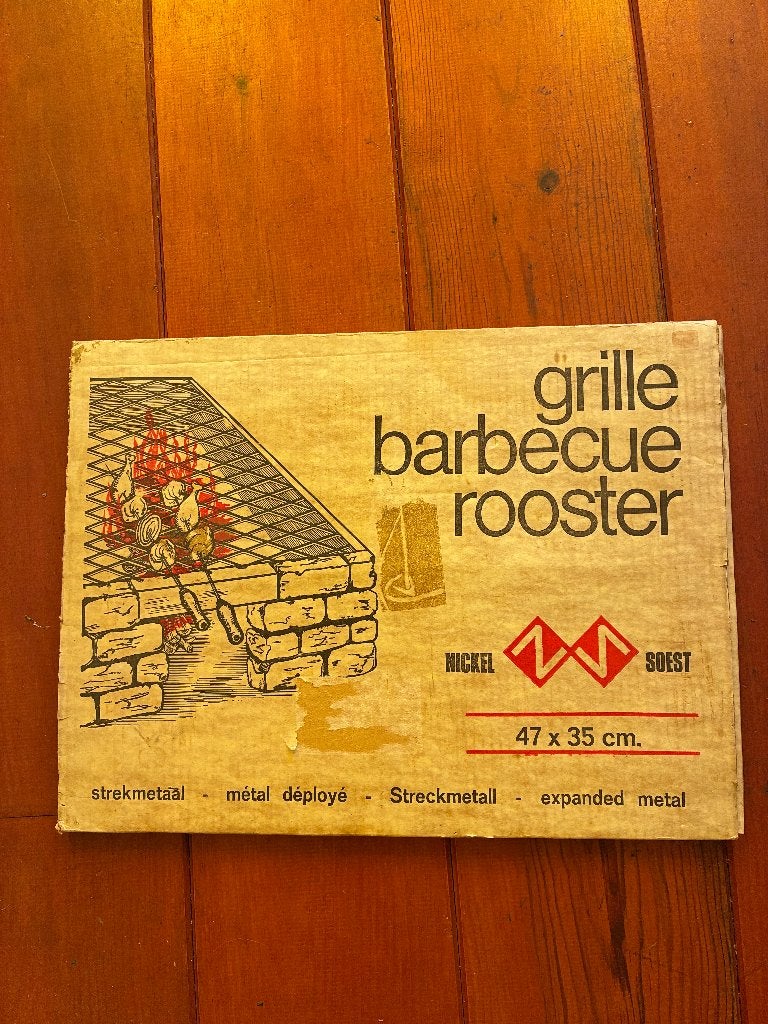 barbecue rooster van strekmetaal  47 x 35 cm   E. 3,00, Ophalen, Nieuw, WEBER BBQ