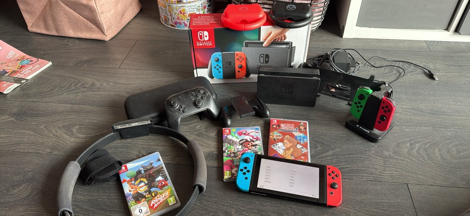 Nintendo switch set met accessoires en spellen., Ophalen, Met games, Zo goed als nieuw, Switch Original