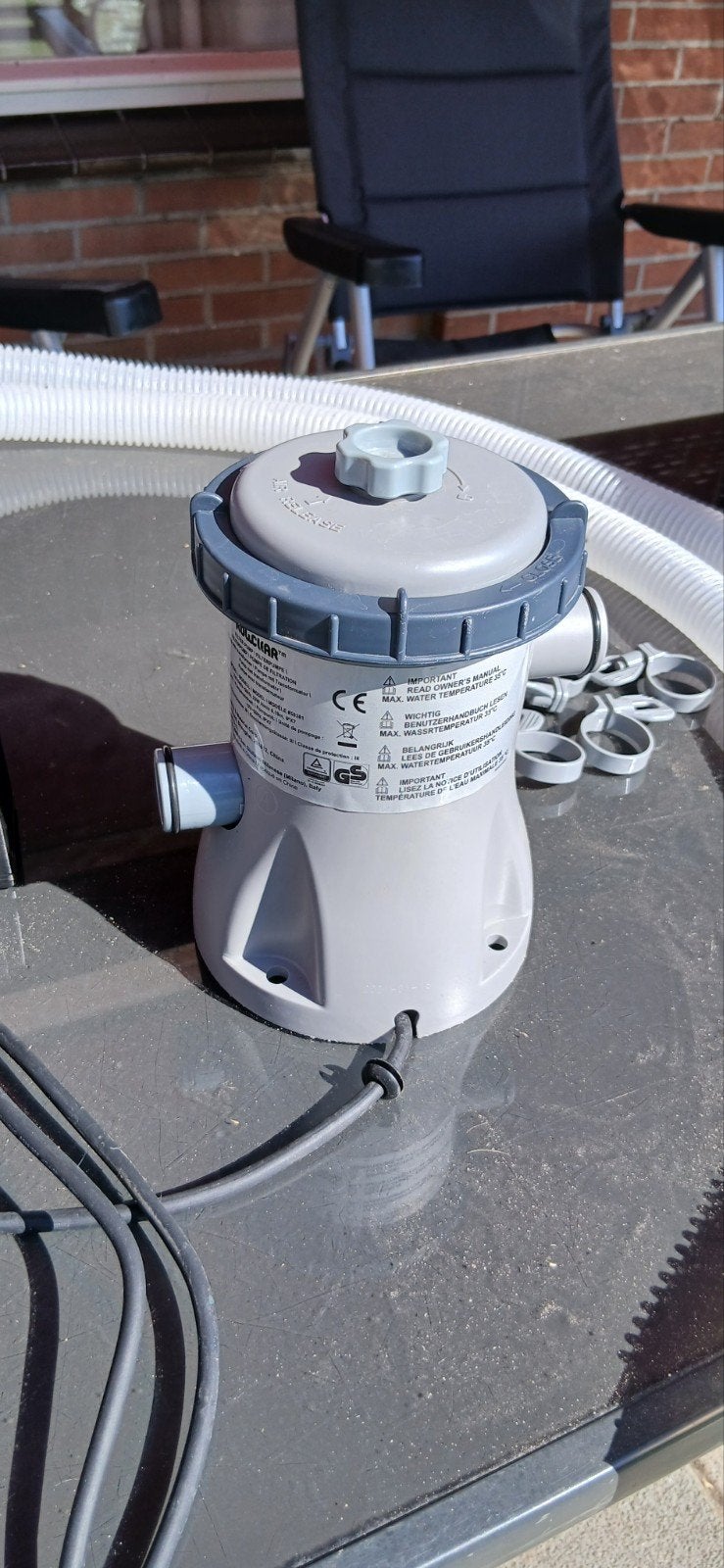 Zwembadpomp met nieuwe filter en slangen, Tuin en Terras, Zwembad-toebehoren, Zo goed als nieuw, Zwembadpomp, Ophalen