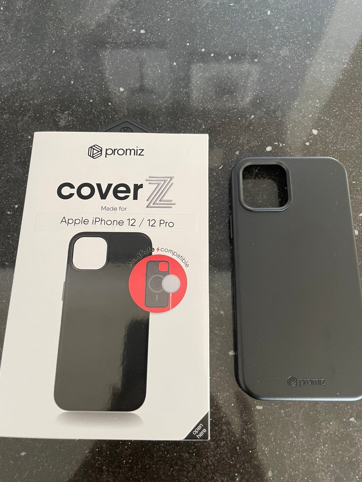 Hoesje iphone 12 / 12 pro zwart, Zwart, Nieuw, Hoesje of Tasje, Ophalen of Verzenden